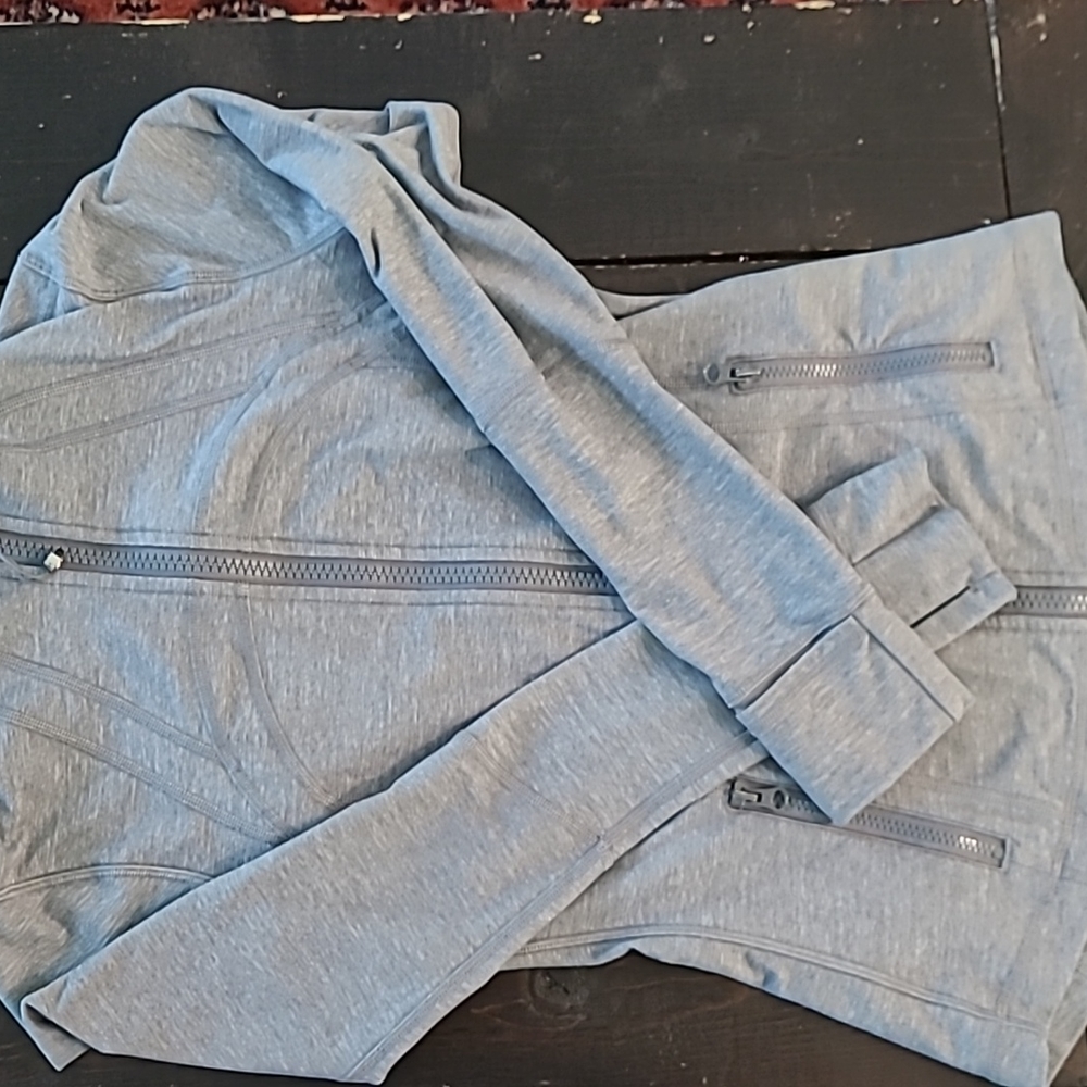 Define zipper jacket